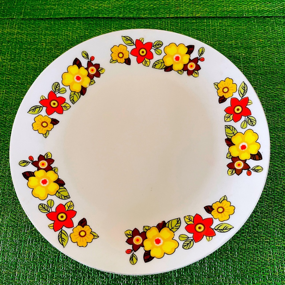 Vintage Asian Plates